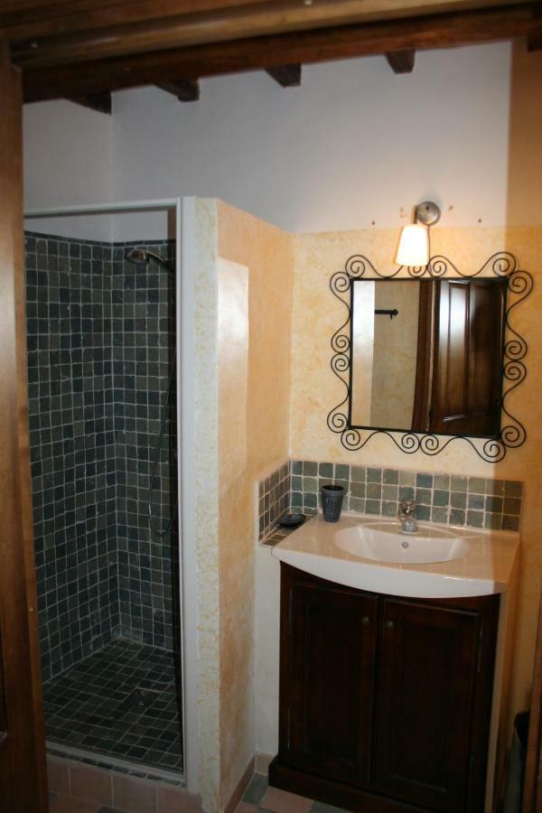 La Maison Derriere La Fontaine بوي ليه باروني المظهر الخارجي الصورة