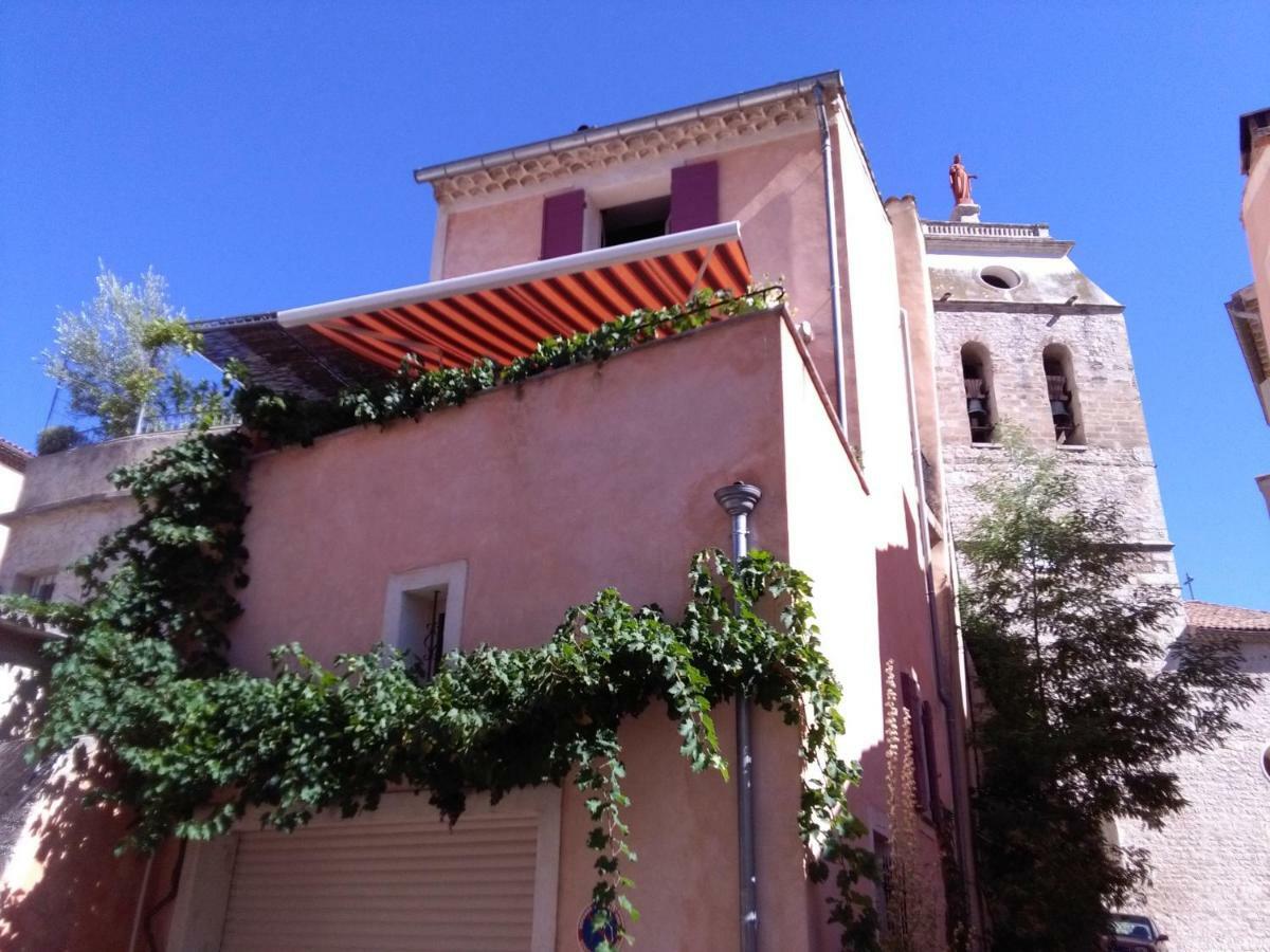 La Maison Derriere La Fontaine بوي ليه باروني المظهر الخارجي الصورة